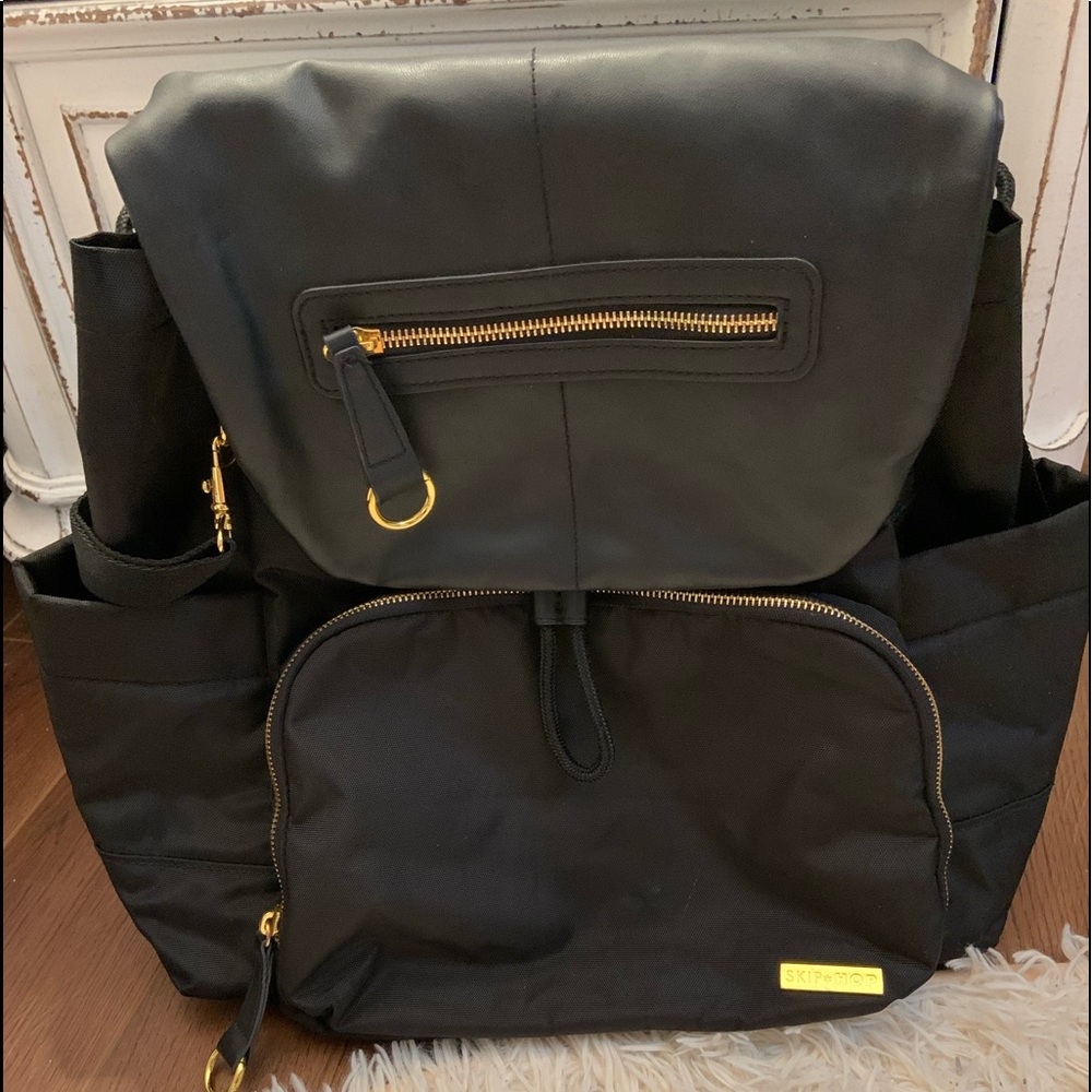 Skip Hop Black Chelsea Downtown Chic Backpack Diaper Bag (No Changing Pad)